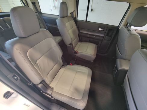 Used 2019 Ford Flex SEL w/ Equipment Group 202A AWD/4WD image 18