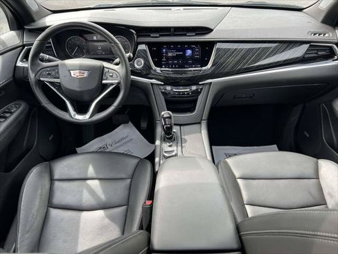 Used 2023 Cadillac XT6 Premium Luxury w/ LPO, Floor Liner Package AWD/4WD image 14