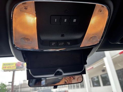 Used 2021 Jeep Grand Cherokee Laredo X RWD image 36