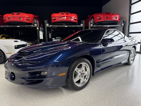 Used 2001 Pontiac Firebird Trans Am w/ SLP Firehawk Pkg RWD image 4