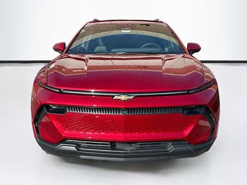 New 2026 Chevrolet Equinox EV LT image 4