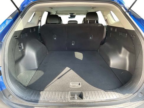 Used 2025 Kia Sportage EX FWD image 8