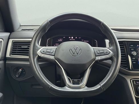 Used 2020 Volkswagen Atlas Cross Sport SEL R-Line AWD/4WD image 28