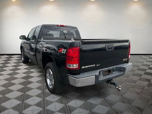 Used 2009 GMC Sierra 1500 SLT w/ All-Terrain Package AWD/4WD image 8