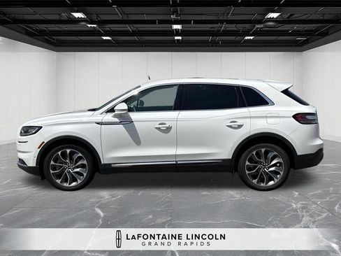 Certified 2023 Lincoln Nautilus Reserve w/ Equipment Group 201A AWD/4WD image 2