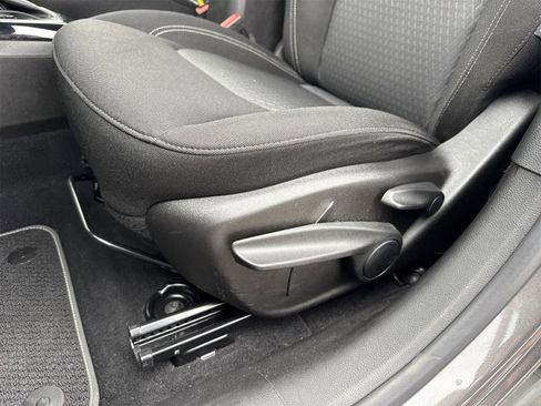 Used 2021 Jeep Renegade Latitude image 18