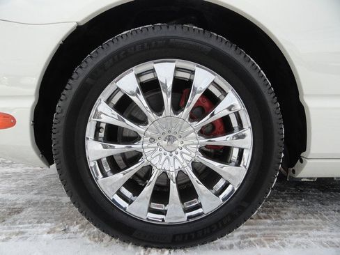 Used 2002 Ford Thunderbird image 9