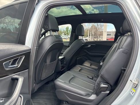 Used 2025 Audi Q7 3.0T Premium Plus AWD/4WD image 14