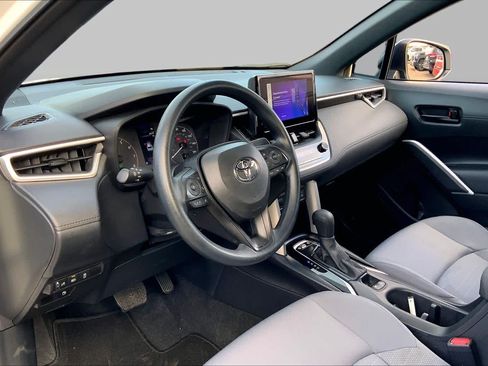 Used 2024 Toyota Corolla Cross AWD Hybrid image 17
