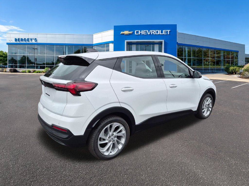 New 2027 Chevrolet Bolt LT w/ Comfort Package FWD image 7