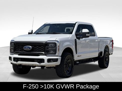 Used 2023 Ford F250 Lariat w/ Sport Appearance Package AWD/4WD image 5
