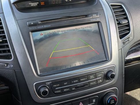 Used 2014 Kia Sorento SX w/ 3rd Row Package image 25