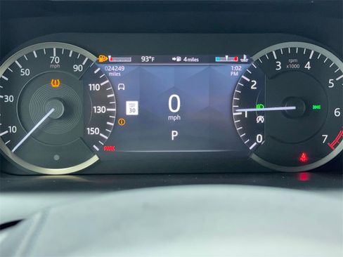 Used 2023 Land Rover Discovery Sport SE image 21