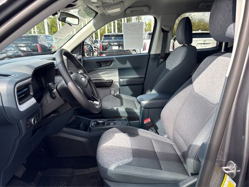 Used 2025 Ford Maverick XLT w/ XLT Luxury Package image 9