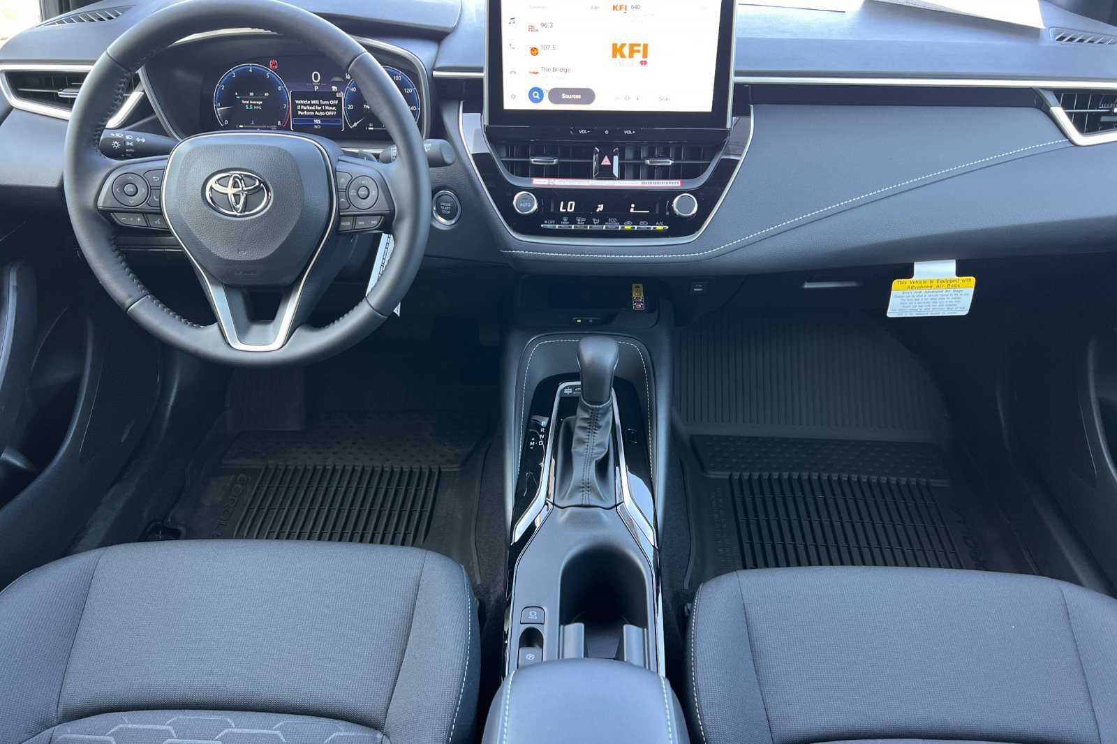 Used 2027 Toyota Corolla SE w/ SE Premium Package FWD image 13