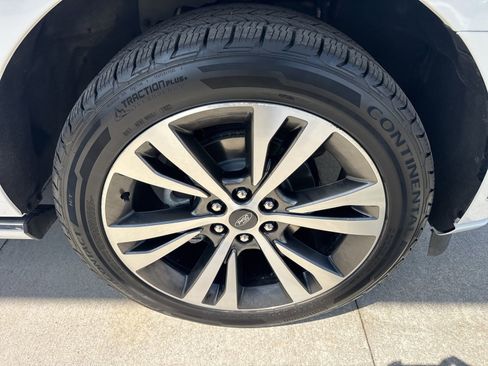 Certified 2021 Ford Expedition Platinum image 21