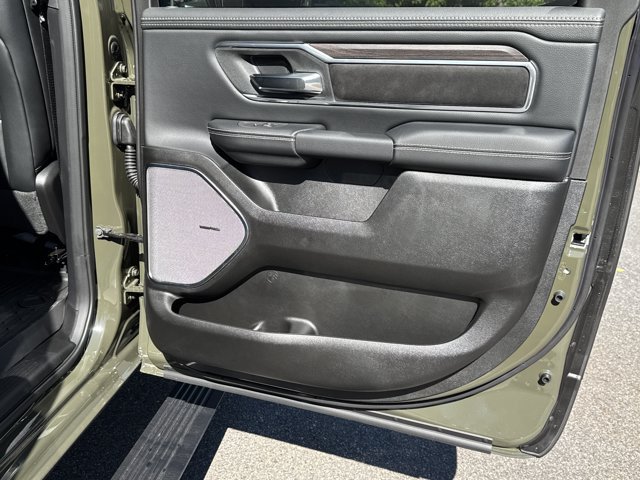 New 2027 RAM 1500 Laramie AWD/4WD image 15