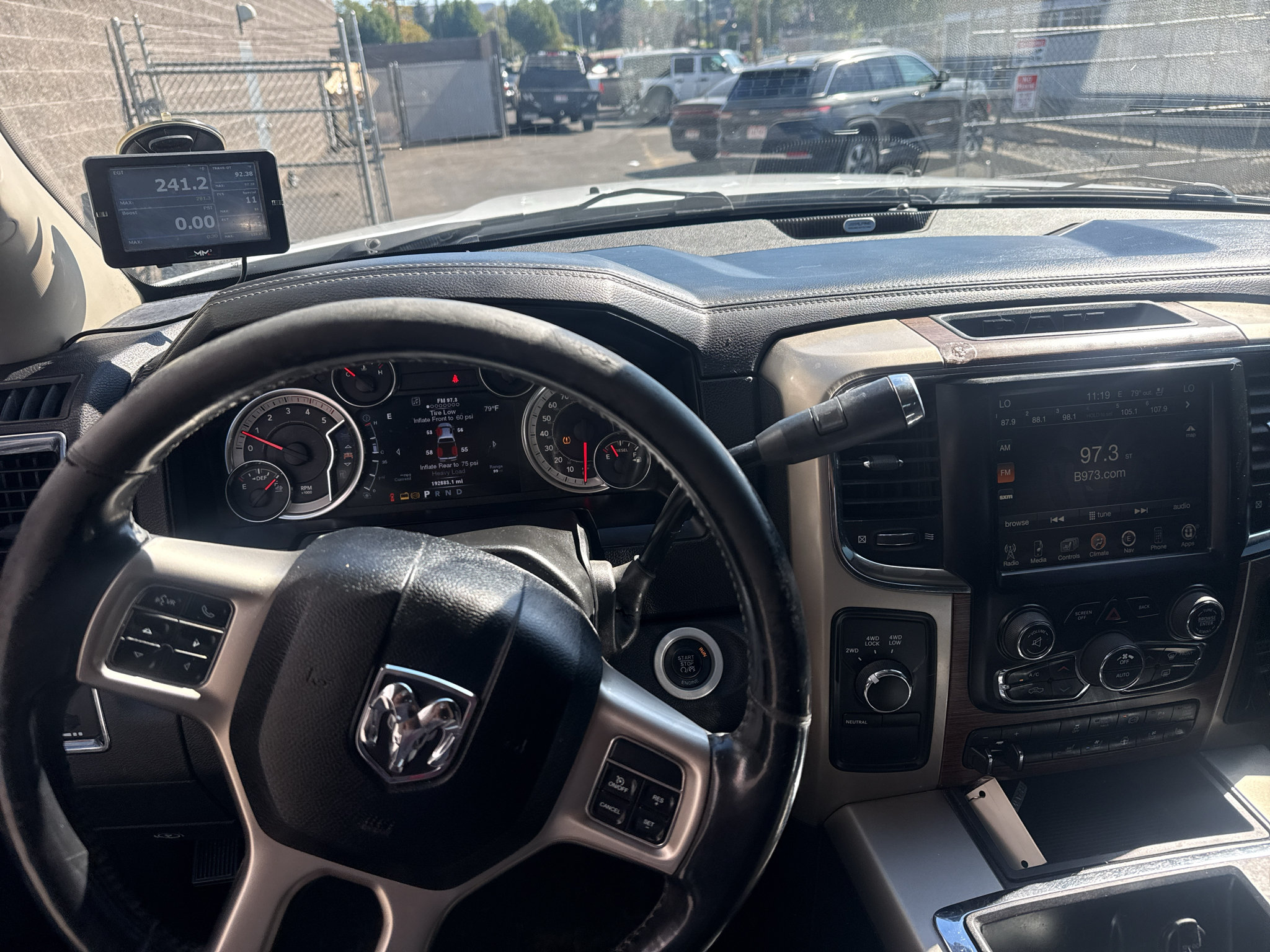 Used 2013 RAM 2500 Laramie w/ Convenience Group AWD/4WD image 9