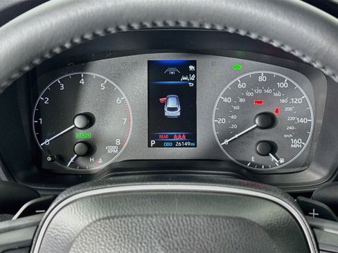 Used 2024 Toyota Corolla Cross AWD Hybrid image 12