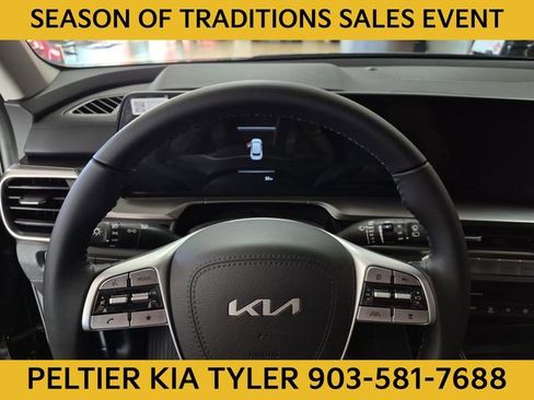 New 2025 Kia Telluride S image 19