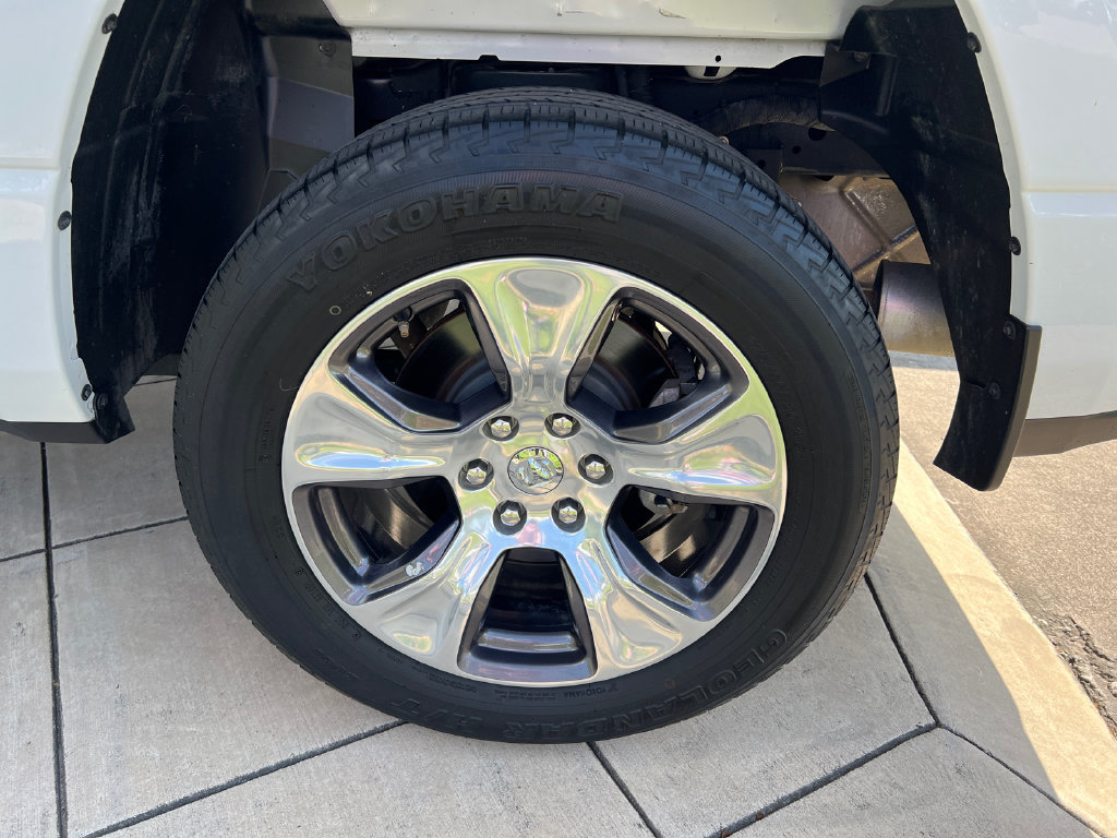 Used 2024 RAM 1500 Laramie RWD image 14