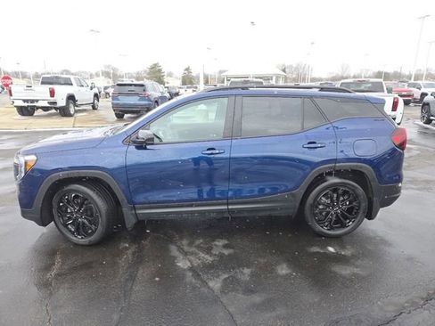 Used 2022 GMC Terrain SLE w/ Driver Convenience Package image 22