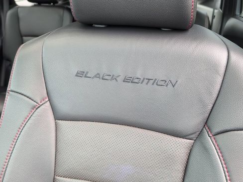 Used 2024 Honda Passport Black Edition image 13