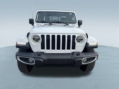 Used 2022 Jeep Gladiator Sport image 39