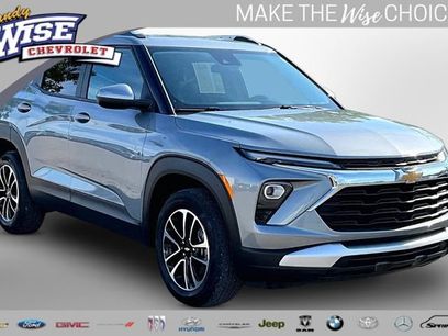 Used 2024 Chevrolet TrailBlazer LT w/ LT Cold Weather Package
