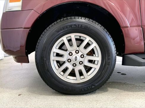 Used 2011 Ford Expedition XLT w/ Leather Seating Pkg RWD image 8