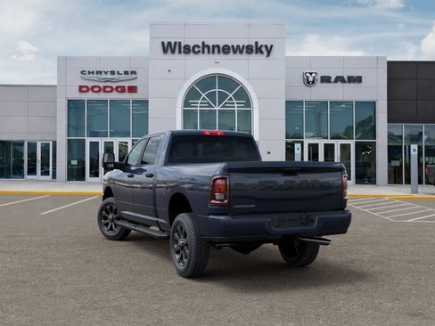 New 2026 RAM 2500 Big Horn AWD/4WD image 3