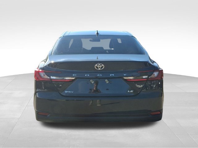 Used 2025 Toyota Camry LE FWD image 5