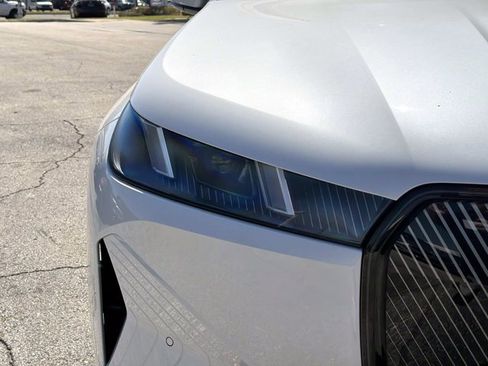 New 2026 BMW iX xDrive45 image 9