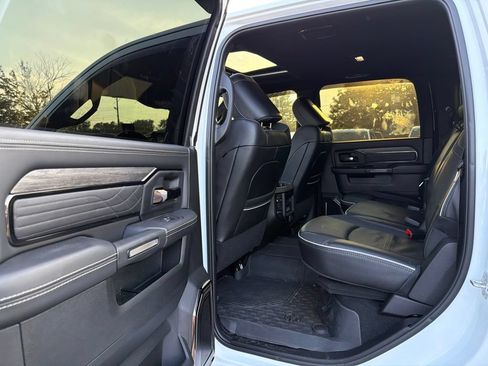 Used 2025 RAM 2500 Limited AWD/4WD image 12
