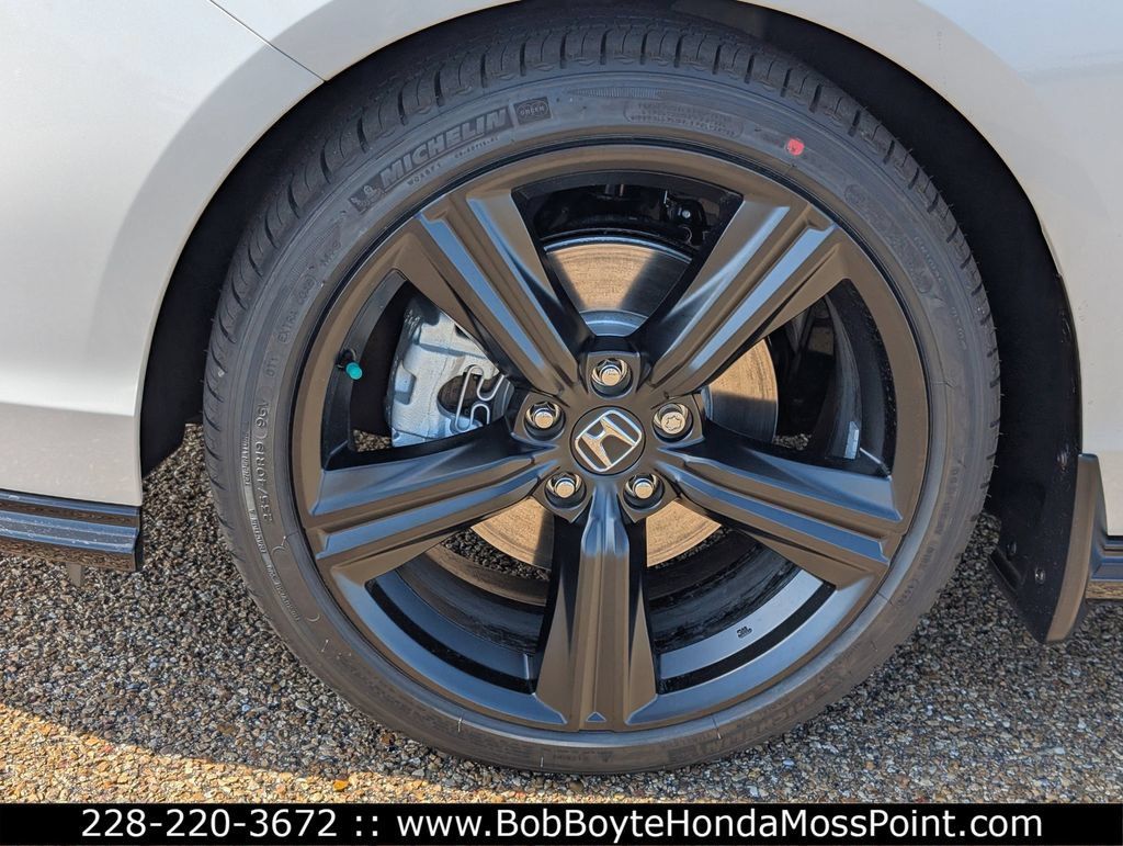 Certified 2026 Honda Accord Sport image 9