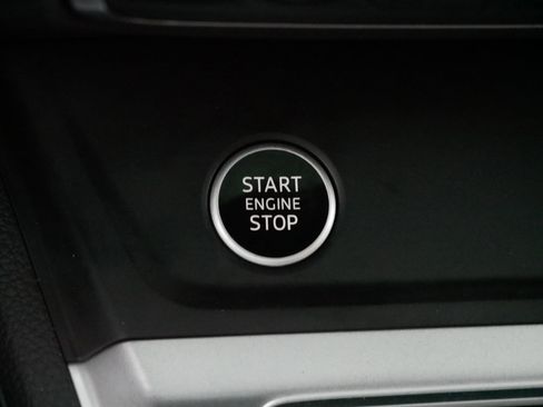 Used 2024 Audi Q3 2.0T Premium Plus w/ Premium Plus Package image 28