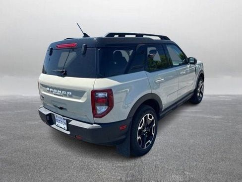 Certified 2024 Ford Bronco Sport Outer Banks w/ Tech Package AWD/4WD image 8
