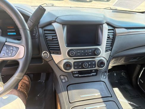 Used 2020 GMC Yukon Denali w/ Denali Ultimate Package AWD/4WD image 17