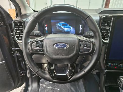 Used 2024 Ford Ranger XLT AWD/4WD image 22