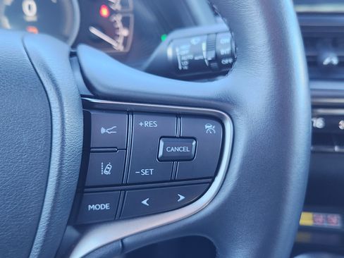 Used 2024 Lexus UX 250h AWD w/ Premium Package image 29