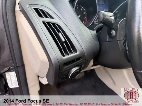 Used 2014 Ford Focus SE w/ SE Winter Package FWD image 16