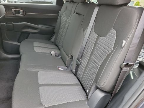 New 2026 Kia Sorento LX image 7