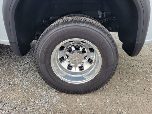 New 2026 GMC Sierra 3500 Denali w/ Denali Reserve Package image 9