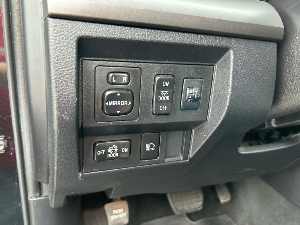 Used 2021 Toyota Tundra SR5 RWD image 14
