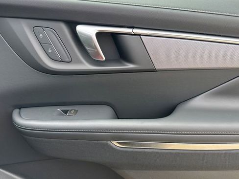 New 2026 Buick Enclave Sport Touring w/ Power Package FWD image 21