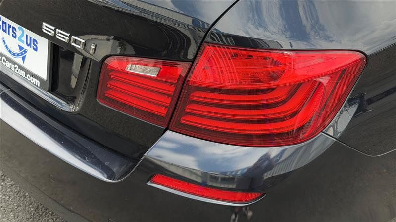 Used 2016 BMW 550i xDrive Sedan AWD/4WD image 14