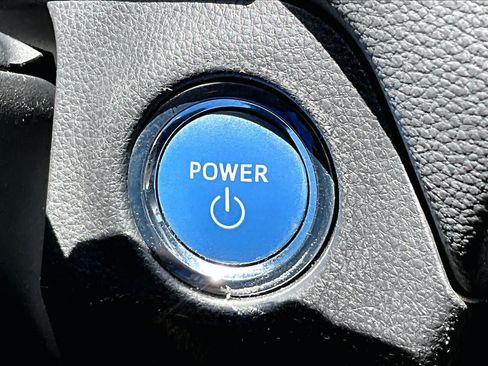 Used 2022 Toyota RAV4 SE w/ Convenience Package AWD/4WD image 33