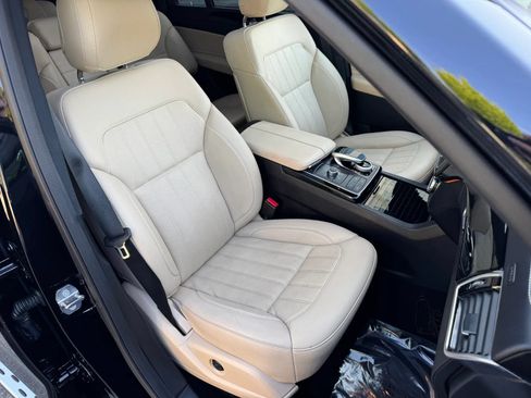 Used 2019 Mercedes-Benz GLS 450 4MATIC image 24