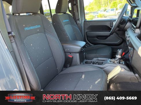 Used 2025 Jeep Wrangler Unlimited Rubicon 4xe w/ Safety Group image 11