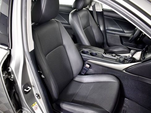 Used 2014 Lexus IS 250 AWD image 44